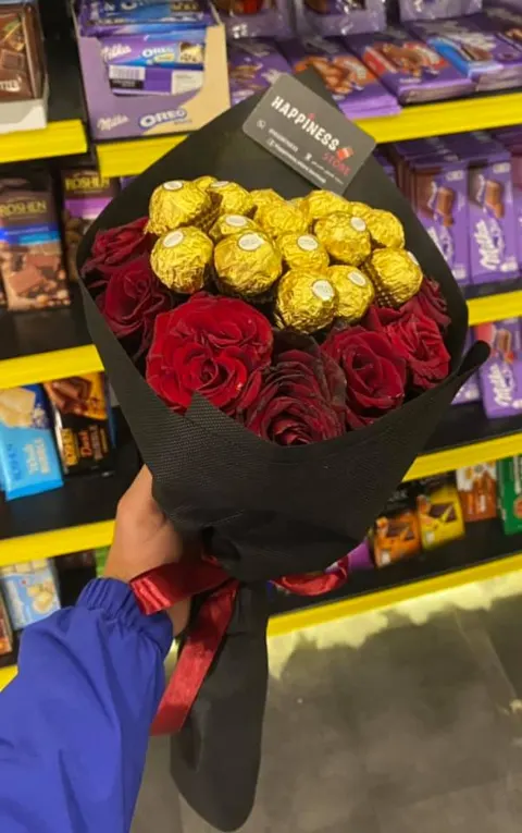 Happiness Store - Photos 19
