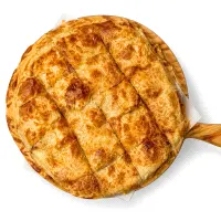 Large chicken pie