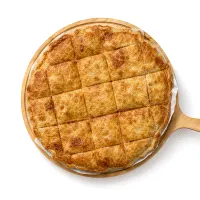Large mixed meat pie